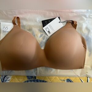Lot of 3 Knix Wireless Contour Bra in Seashell, Nude 3 and Horizon Blue